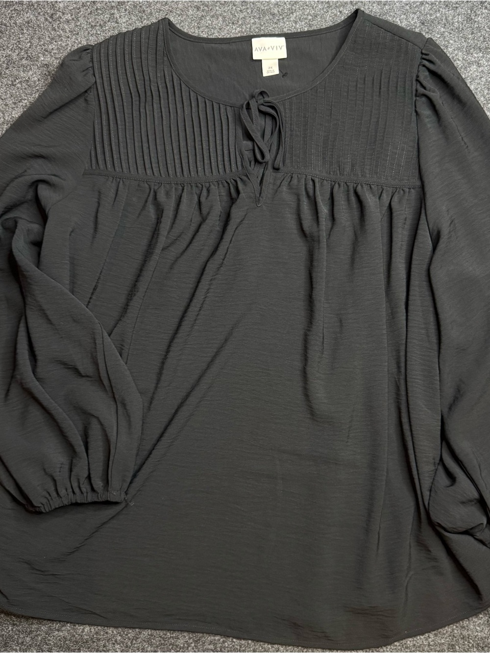 New 2x Ava & Viv Black Pintuck Yoke Tie-Neck Long Sleeve Blouse. Relaxed sleeves